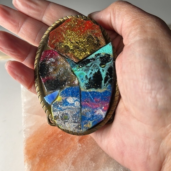 Repurposed BELT BUCKLE OOAK Hand Painted Mosaic Tiles Cluster Artisan Unisex - Picture 7 of 17